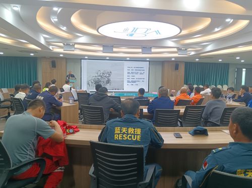 2024年度泉州市市級(jí)社會(huì)應(yīng)急救援隊(duì)伍練兵培訓(xùn)暨參加全省首屆社會(huì)應(yīng)急力量技能競(jìng)賽總結(jié)表彰活動(dòng)在晉江舉行