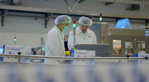 目光所及之處,他們演繹著萬家燈火的品質承諾